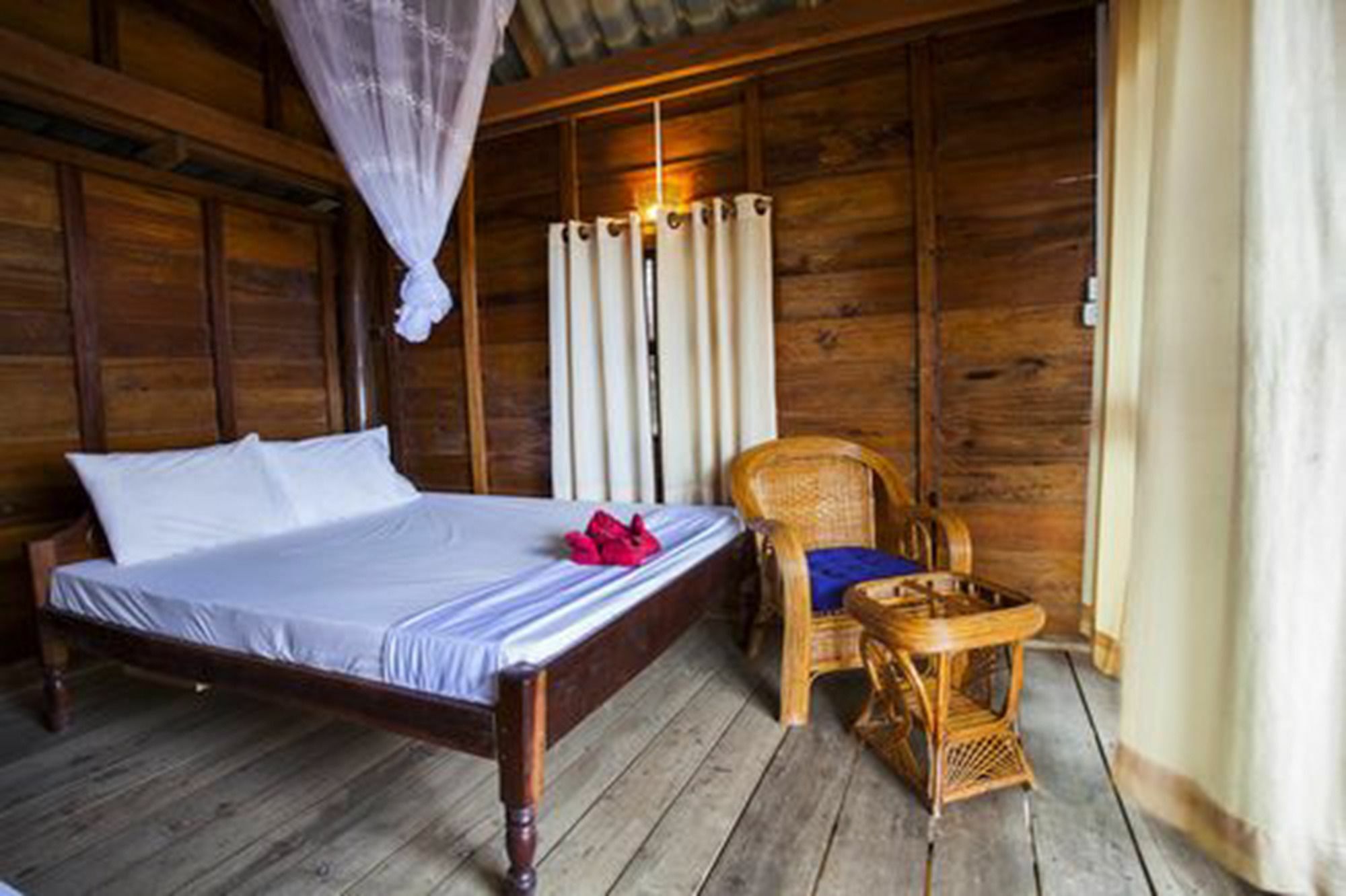 Happy Elephant Bungalows Kaoh Touch Экстерьер фото